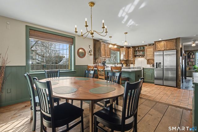 11 Smith Avenue, East Lyme, CT 06357