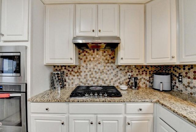 3310 Vista Creek Drive, Dacula, GA 30019