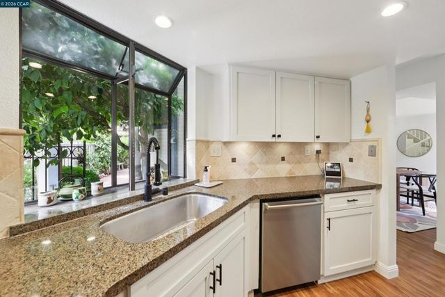 1164 Tiffany Ln, Pleasanton, CA 94566