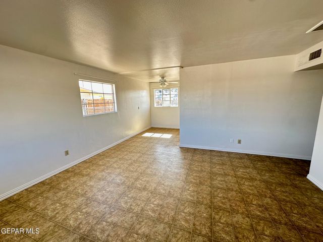 5036 LOUIS Drive, El Paso, TX 79904