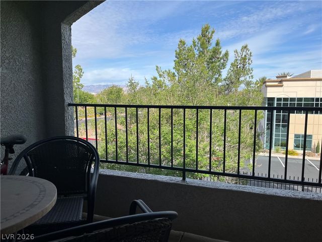 950 Seven Hills Drive 2425, Henderson, NV 89052