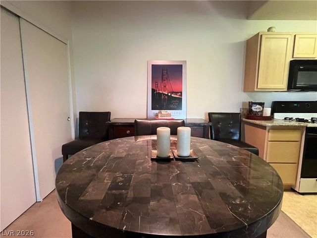950 Seven Hills Drive 2425, Henderson, NV 89052
