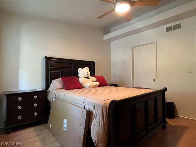 950 Seven Hills Drive 2425, Henderson, NV 89052