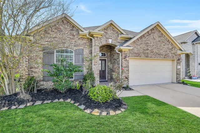 214 Brookwood Park Lane, Dickinson, TX 77539