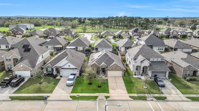 214 Brookwood Park Lane, Dickinson, TX 77539