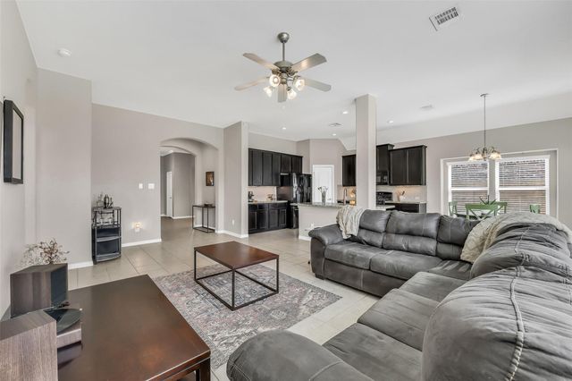 214 Brookwood Park Lane, Dickinson, TX 77539