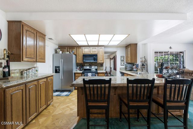 2863 Sapphire Avenue, Simi Valley, CA 93063