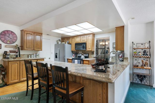2863 Sapphire Avenue, Simi Valley, CA 93063