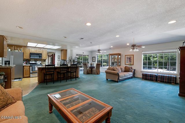 2863 Sapphire Avenue, Simi Valley, CA 93063