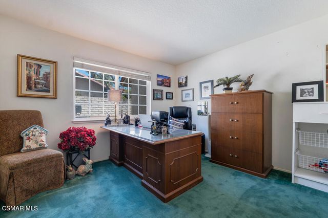 2863 Sapphire Avenue, Simi Valley, CA 93063