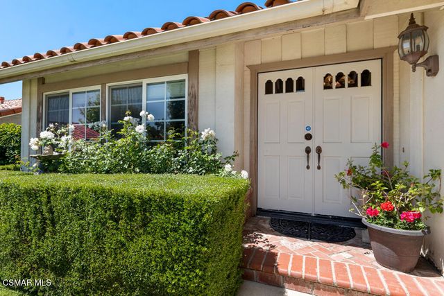 2863 Sapphire Avenue, Simi Valley, CA 93063