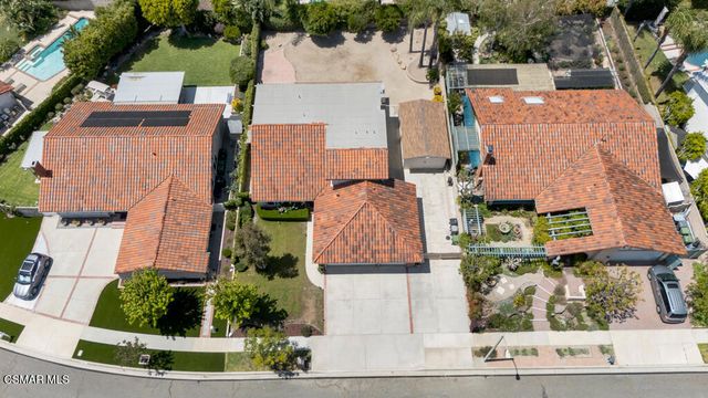 2863 Sapphire Avenue, Simi Valley, CA 93063