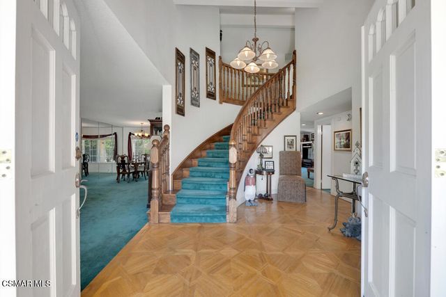 2863 Sapphire Avenue, Simi Valley, CA 93063