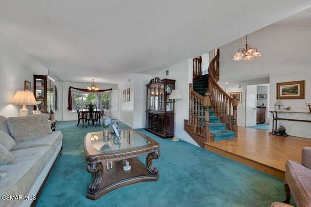 2863 Sapphire Avenue, Simi Valley, CA 93063