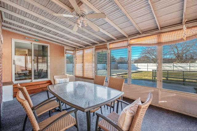 14 Harp Lane, Sayville, NY 11782