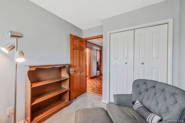 14 Harp Lane, Sayville, NY 11782