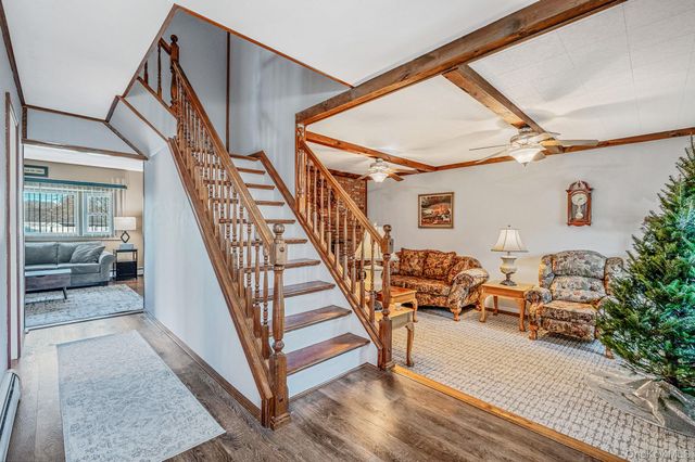 14 Harp Lane, Sayville, NY 11782