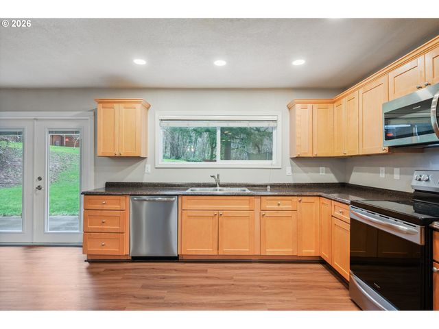 123 HARYU Rd, Longview, WA 98632