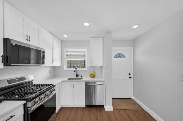 6025 SHORE BOULEVARD S 405, Gulfport, FL 33707