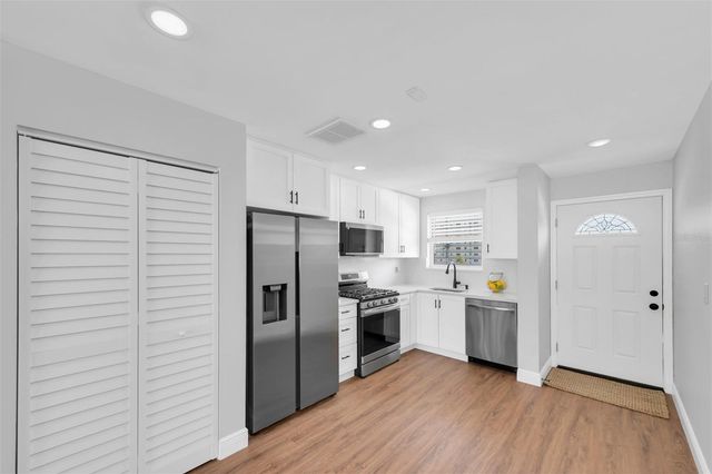 6025 SHORE BOULEVARD S 405, Gulfport, FL 33707