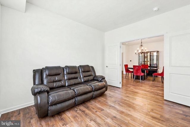3780 DORCHESTER DR, Williamstown, NJ 08094