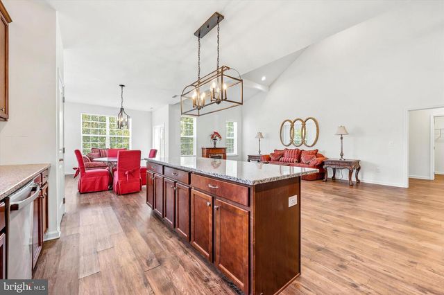 3780 DORCHESTER DR, Williamstown, NJ 08094