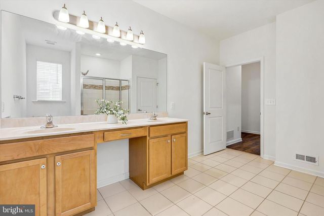3780 DORCHESTER DR, Williamstown, NJ 08094