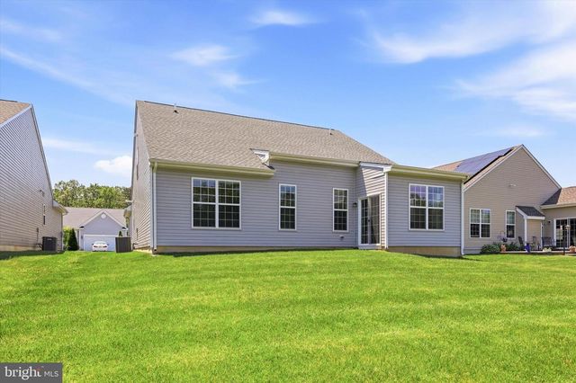 3780 DORCHESTER DR, Williamstown, NJ 08094