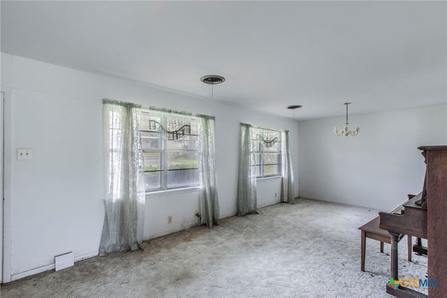 2616 W Avenue P, Temple, TX 76504