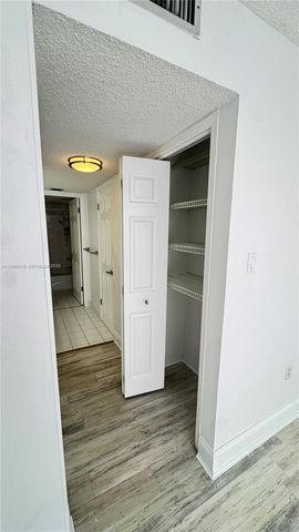 18061 Biscayne Blvd 1203, Aventura, FL 33160