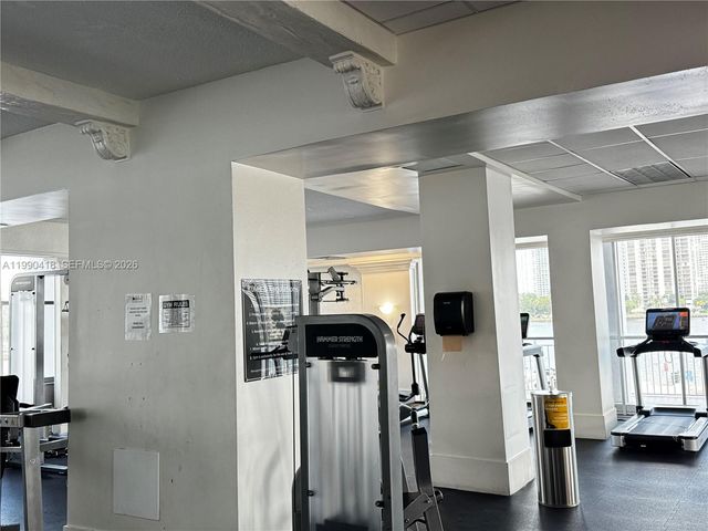 18061 Biscayne Blvd 1203, Aventura, FL 33160