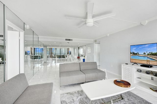 5600 N Flagler Drive 805, West Palm Beach, FL 33407