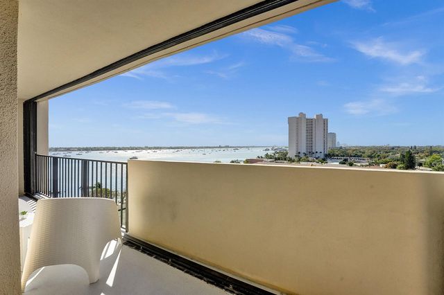 5600 N Flagler Drive 805, West Palm Beach, FL 33407