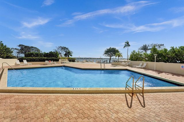 5600 N Flagler Drive 805, West Palm Beach, FL 33407