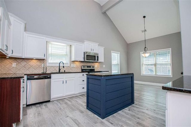 320 Daffodil Drive, Temple, GA 30179