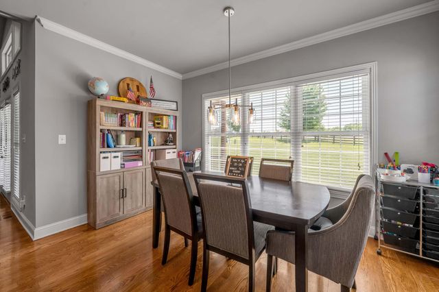 108 Dove Run Circle, Georgetown, KY 40324