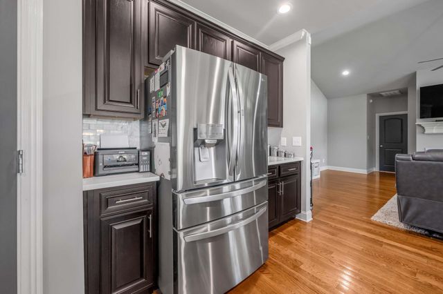 108 Dove Run Circle, Georgetown, KY 40324