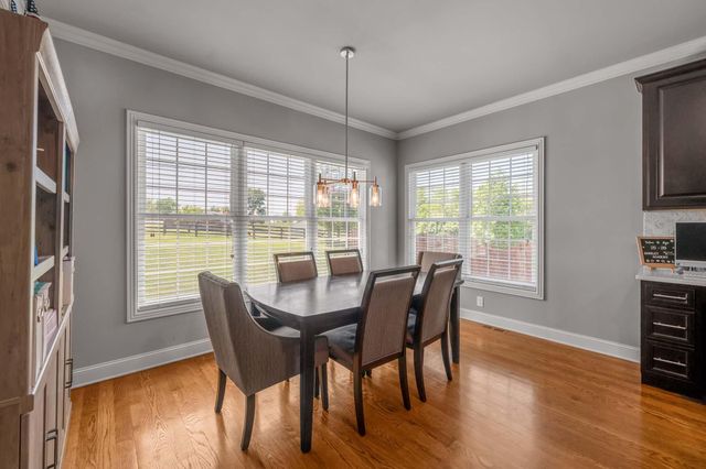 108 Dove Run Circle, Georgetown, KY 40324