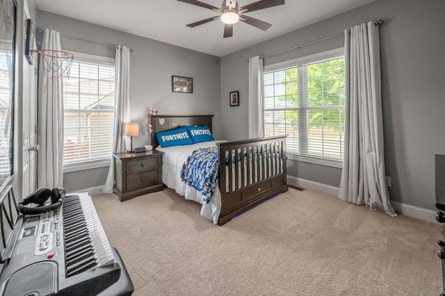 108 Dove Run Circle, Georgetown, KY 40324