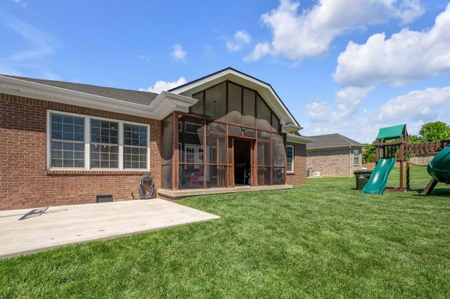 108 Dove Run Circle, Georgetown, KY 40324