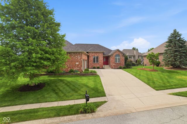 2937 Abbotsbury Court, Greenwood, IN 46143