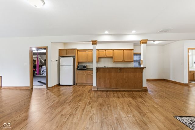 2937 Abbotsbury Court, Greenwood, IN 46143