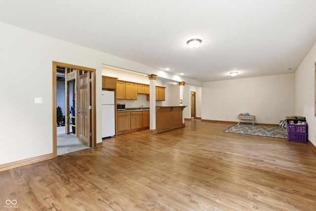 2937 Abbotsbury Court, Greenwood, IN 46143