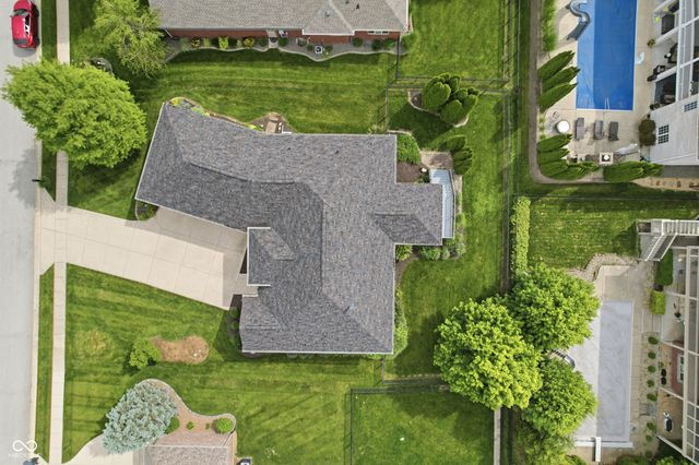 2937 Abbotsbury Court, Greenwood, IN 46143