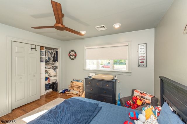 18 Evergreen Dr, Lincoln Park Boro, NJ 07035