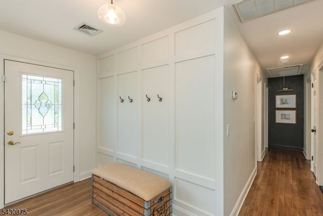 18 Evergreen Dr, Lincoln Park Boro, NJ 07035