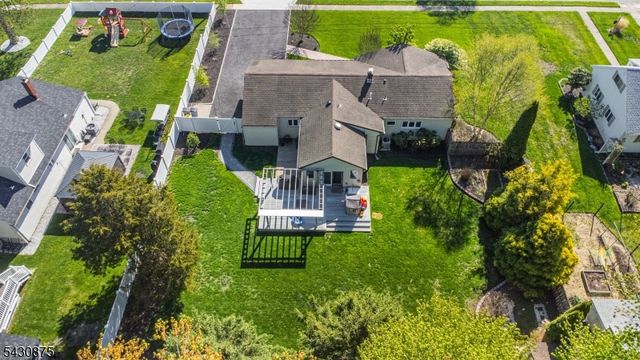 18 Evergreen Dr, Lincoln Park Boro, NJ 07035