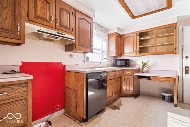 5430 Rockville Road, Indianapolis, IN 46224