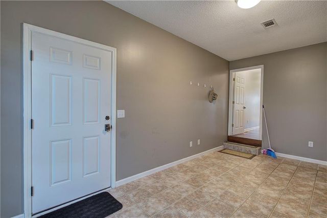 47 Cliffhanger Point, Euharlee, GA 30145