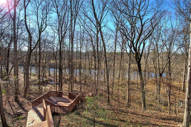 47 Cliffhanger Point, Euharlee, GA 30145